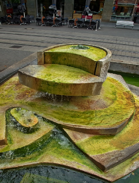 Brunnen am Dominikanerplatz