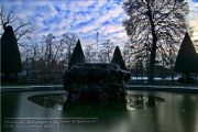 Felsenbrunnen im suedl. Hofgarten der Residenz