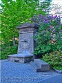 klassizistische Brunnen am Haugerkirchplatz