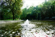 Brunnen an der Loewenbruecke