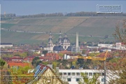 Gruenanlage oberhalb der Maurmeierstrasse