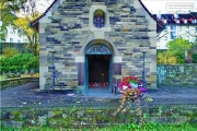 Hauptfriedhof in spaetherbstlichen Farben