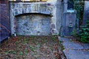 Hauptfriedhof in spaetherbstlichen Farben